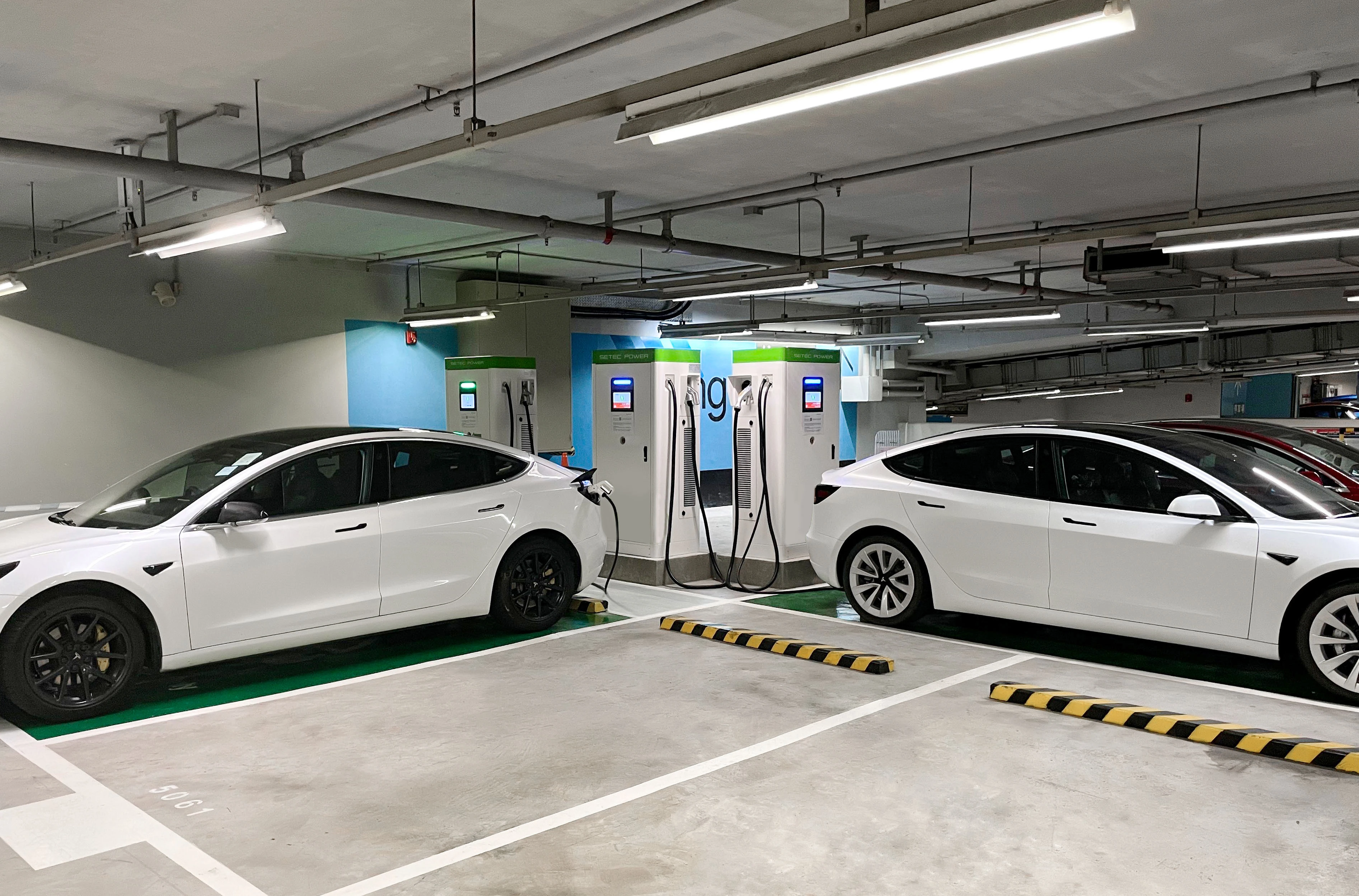 DC-Fast-Charging-Solution-for-Shopping-Mall-setecpower